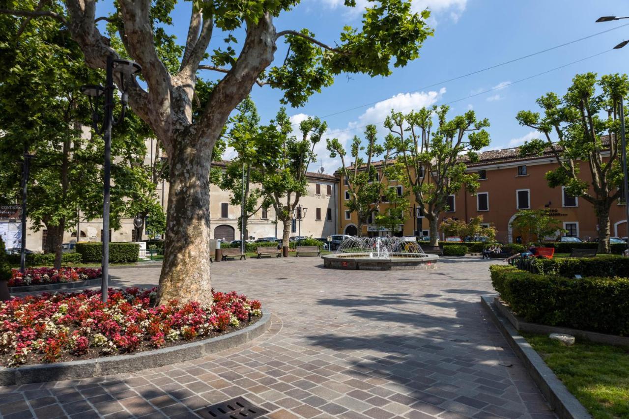 Ferienwohnung Lapiccolina Desenzano del Garda Exterior foto